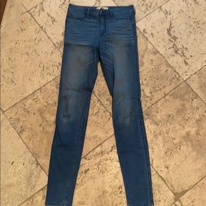 Hollister jeans